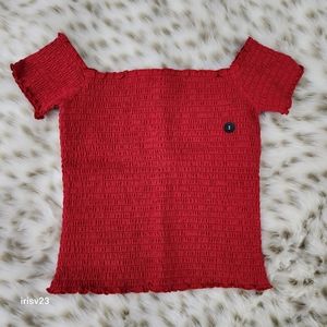 hollister | cute red crop top